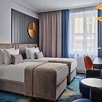 Garamond, A Tribute Portfolio Hotel, Old Town Krakau