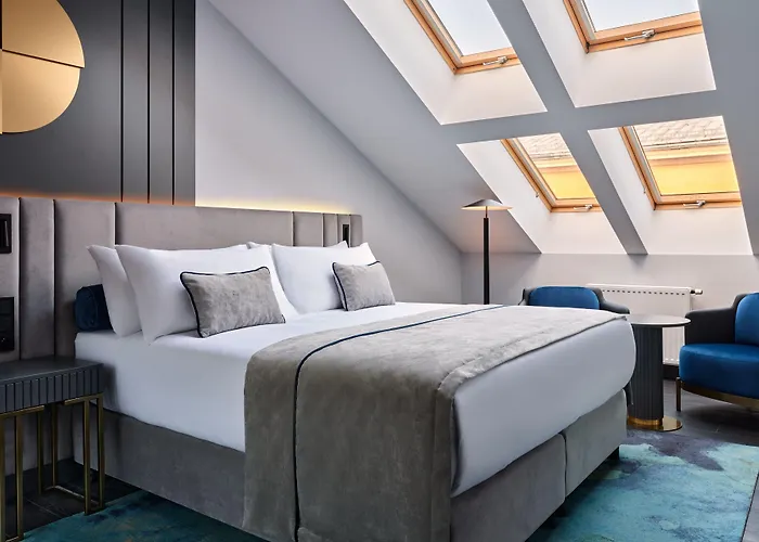 Hotel Garamond, A Tribute Portfolio Hotel, Old Town Krakau